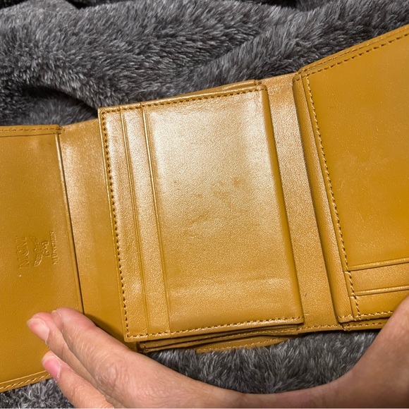 MCM wallet - Picture 3 of 8